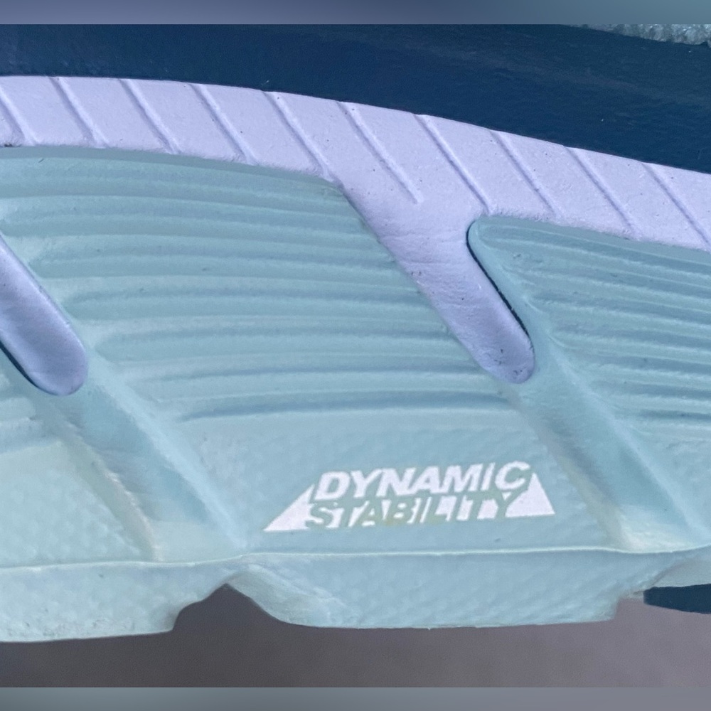 Hoka Gaviota - Women Size 7 - Brand New! - Picture 8 of 11